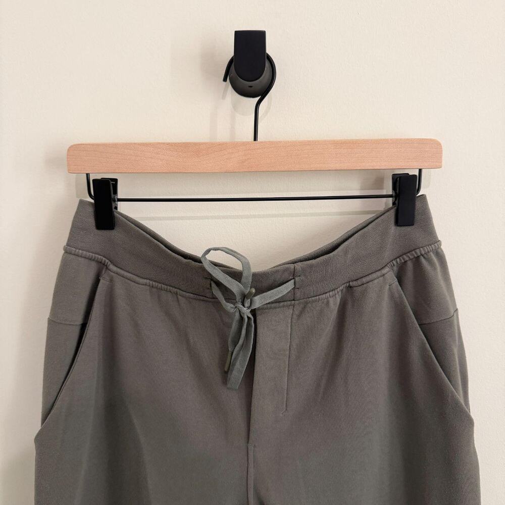men's green-slate 'grey sage' LULULEMON city sweat jogger sweatpants [M]